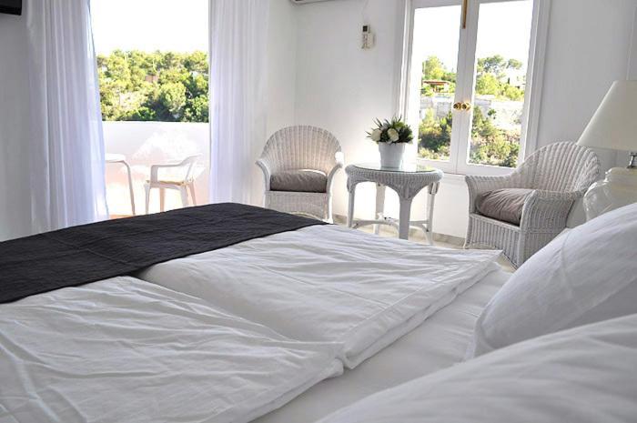 Hotel Village Cala Vadella  Zimmer foto